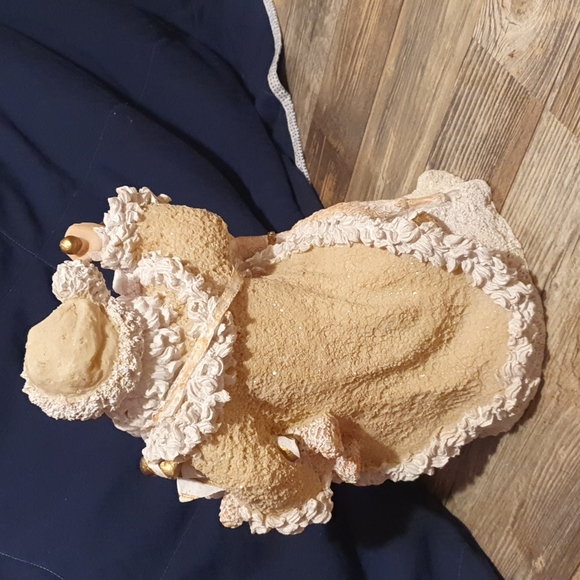 Vintage Style Santa Claus Statue Decor - Picture 8 of 14